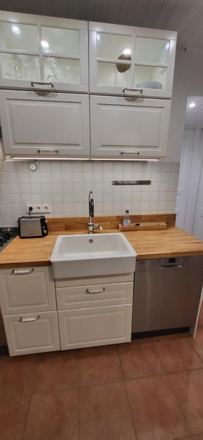 Freienwohnung 80qm, 4 Personen Mit Kamin Pinneberg