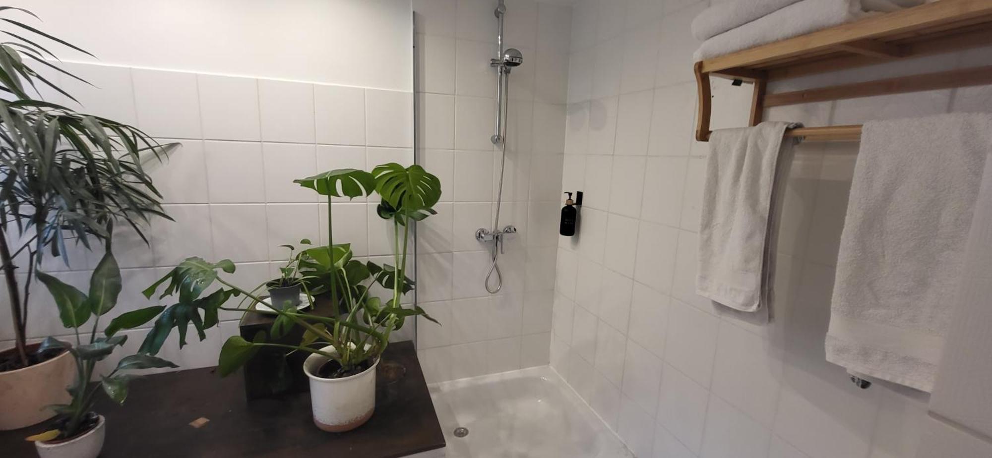 Freienwohnung 80qm, 4 Personen Mit Kamin * Pinneberg